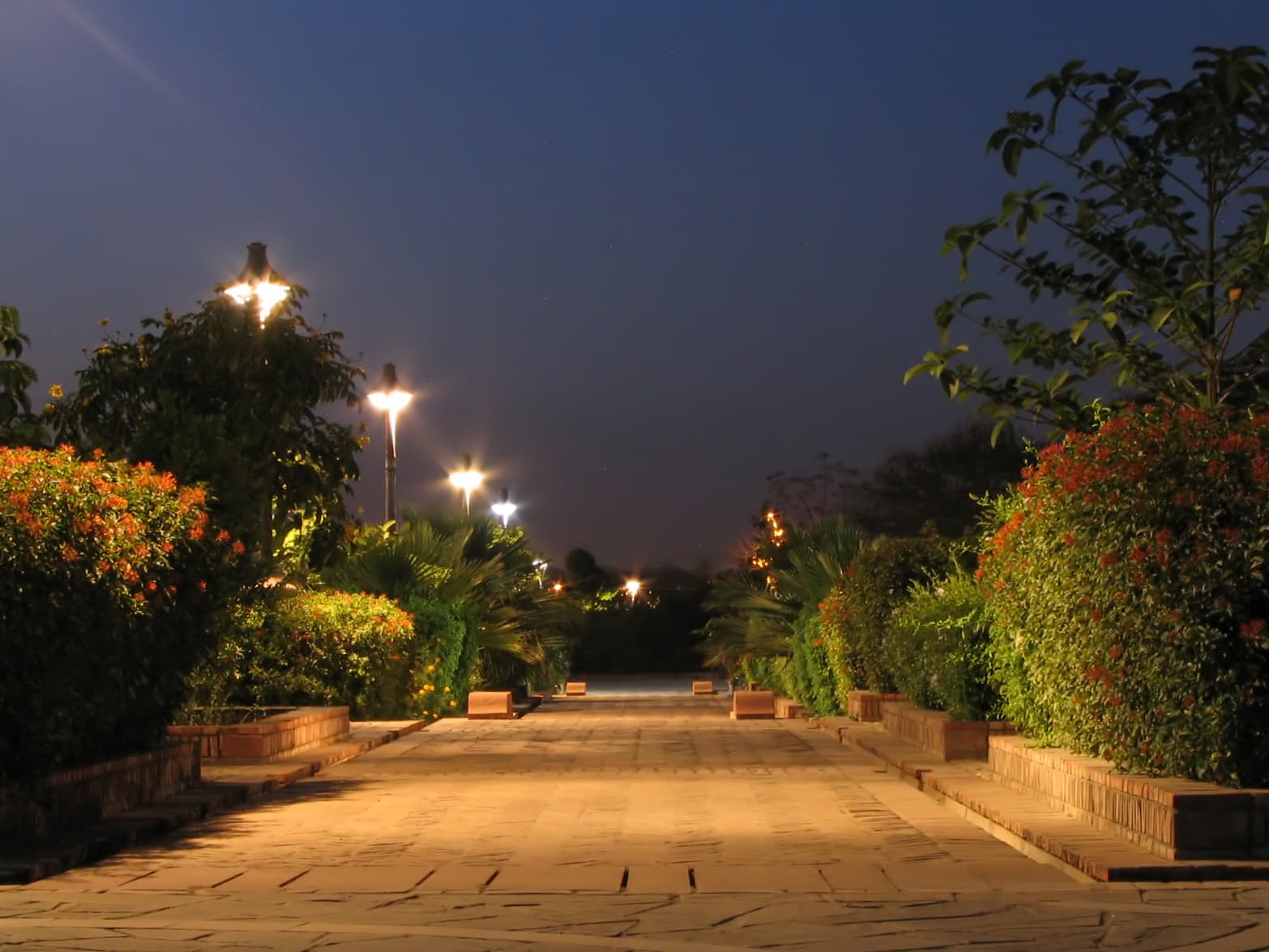 Garden of Five Senses (2 km)