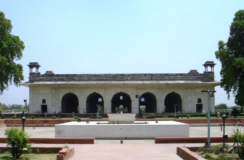 Rang Mahal, Khas Mahal and Moti Masjid