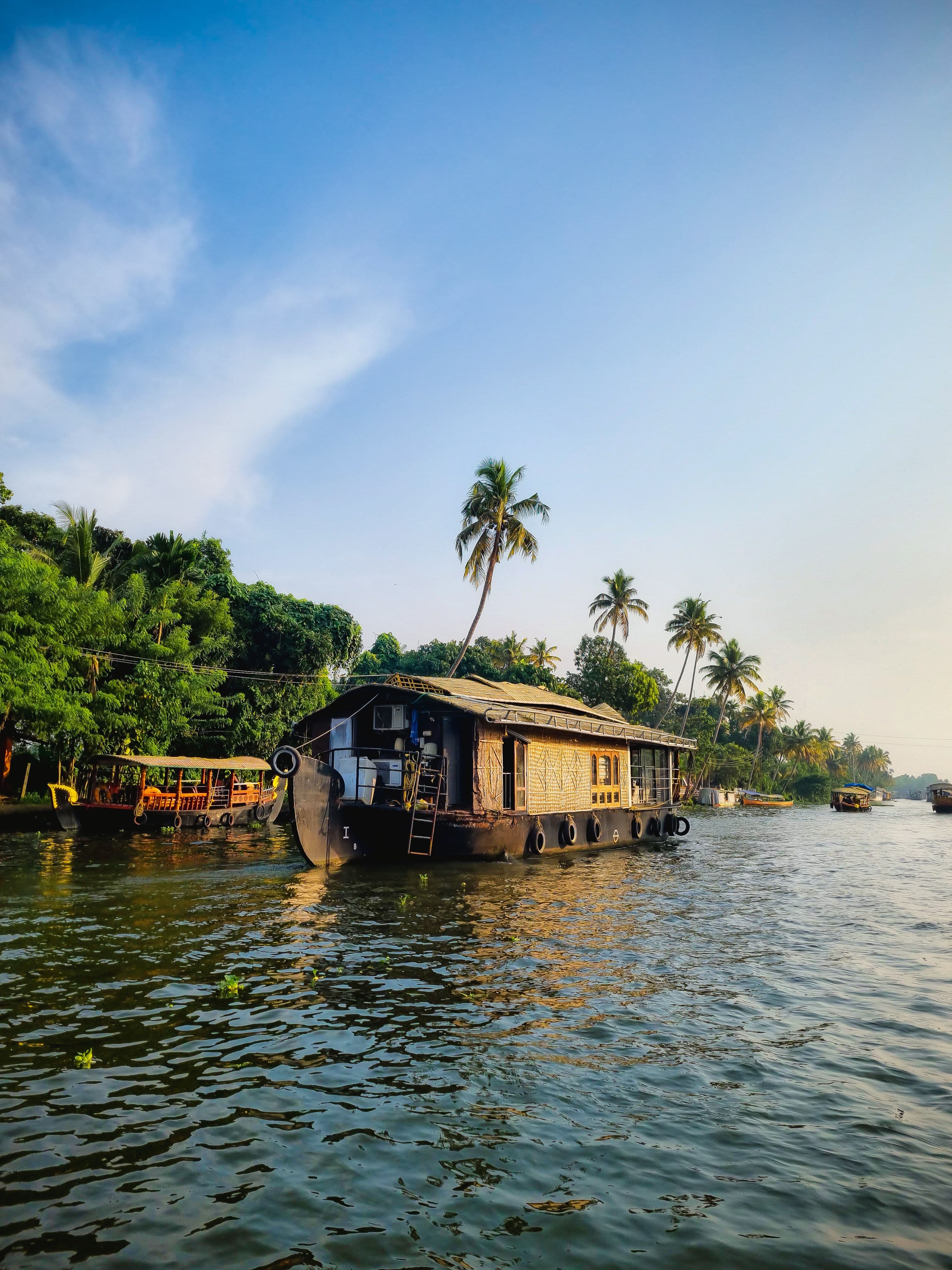 Kerala backwaters and hill stations - safe destination for women travellers