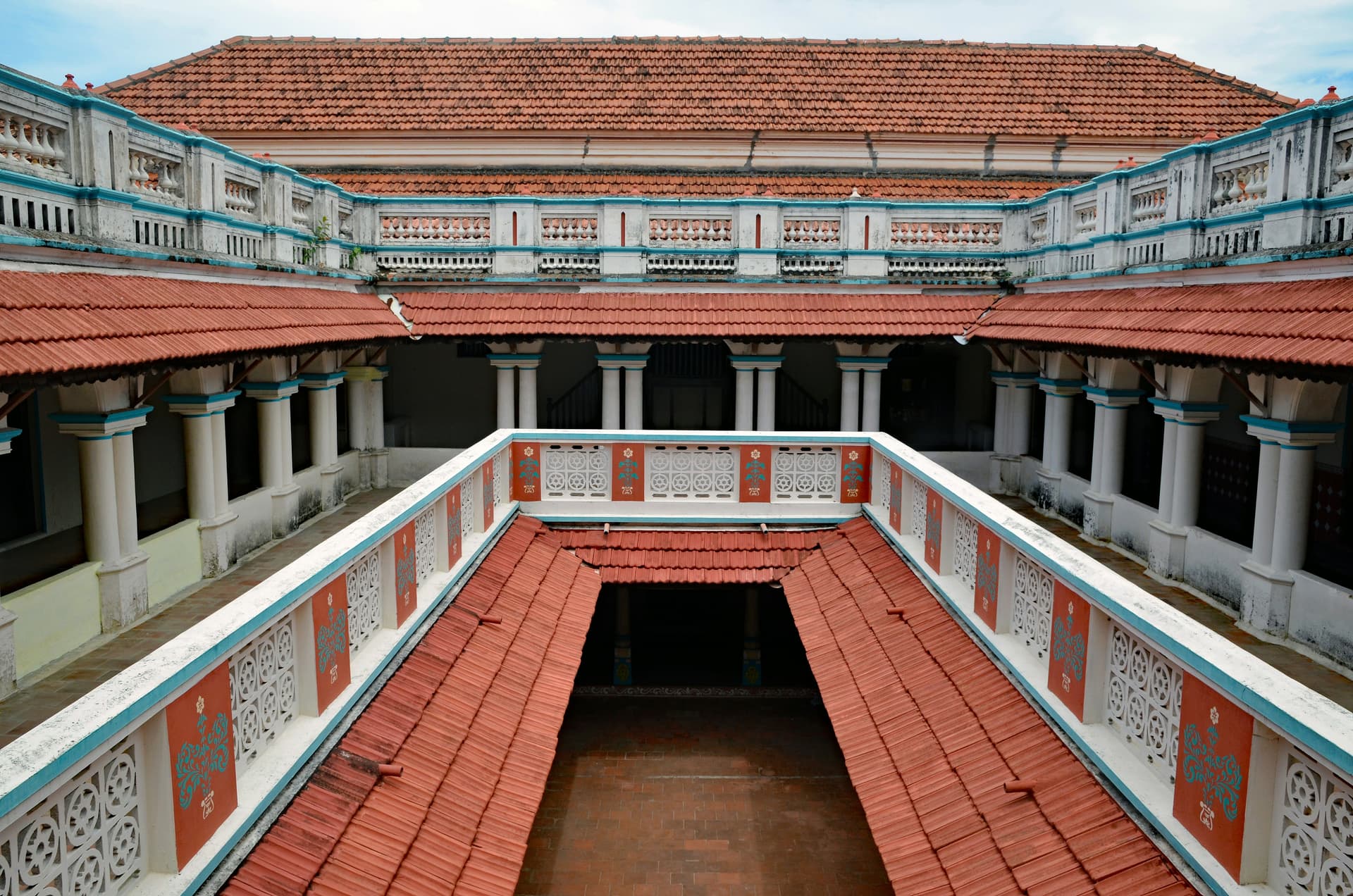 Chettinad Heritage Mansion Hotels: India's Forgotten Palaces of Luxury Travel