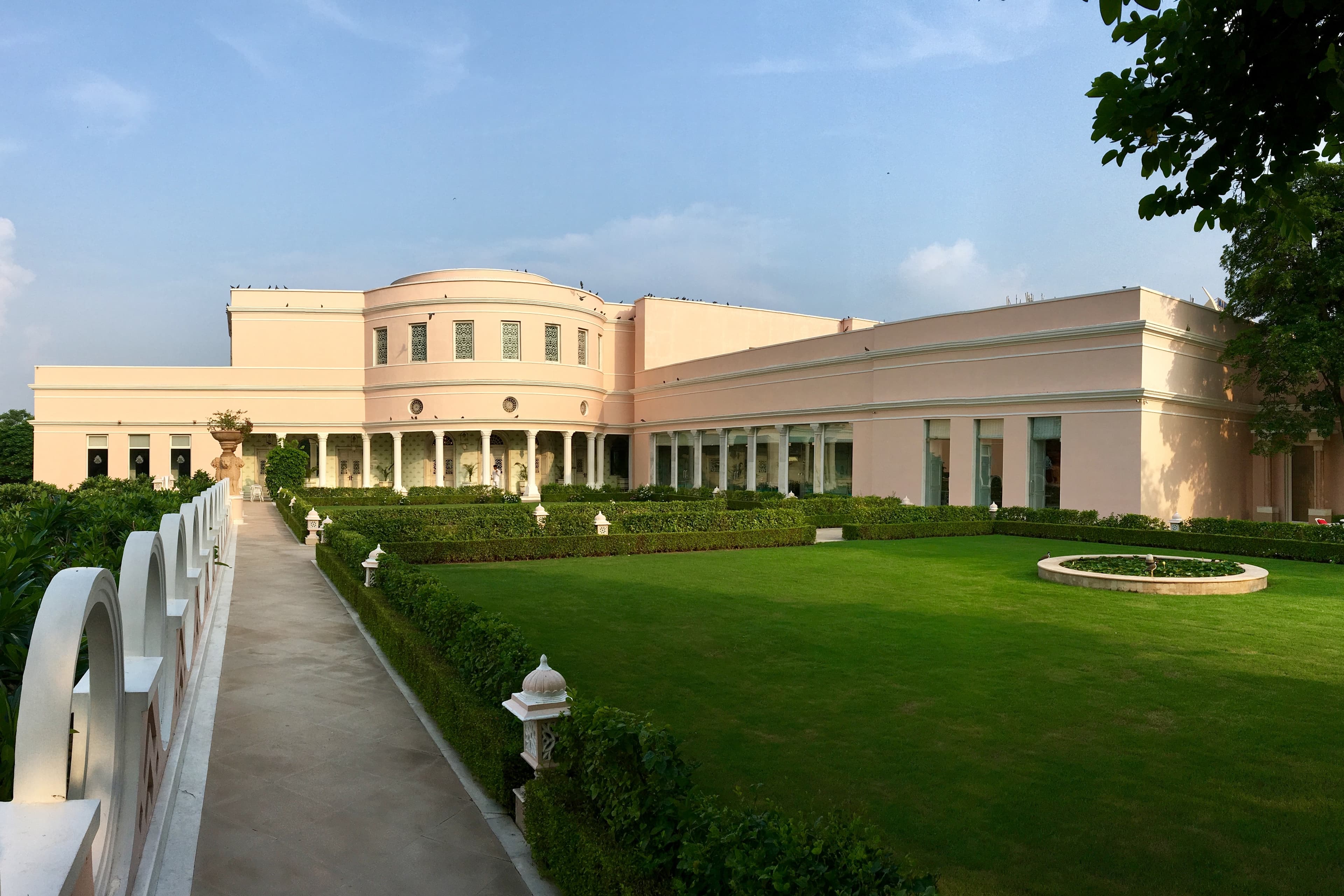 Rai Praveen Mahal